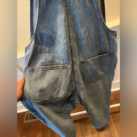 Gap Loose Denim Overalls - Picture 5 of 5
